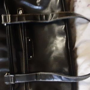 Black bag no name